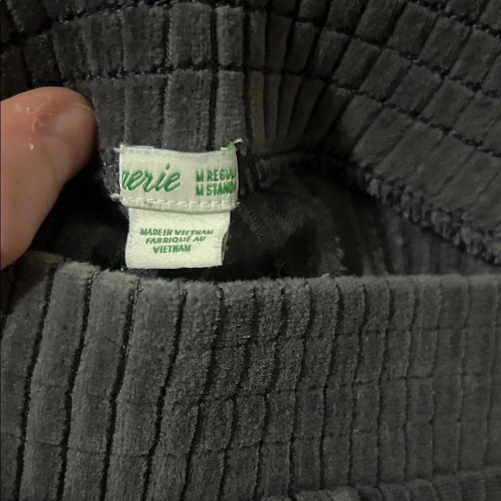 Aerie Groove on velour high wasted flares - Picture 5 of 5